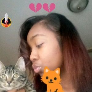 Meet your Posher, Leah